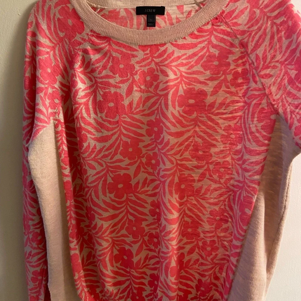 J. Crew Coral Pink Floral Crewneck Sweater with Cream Contrast XL